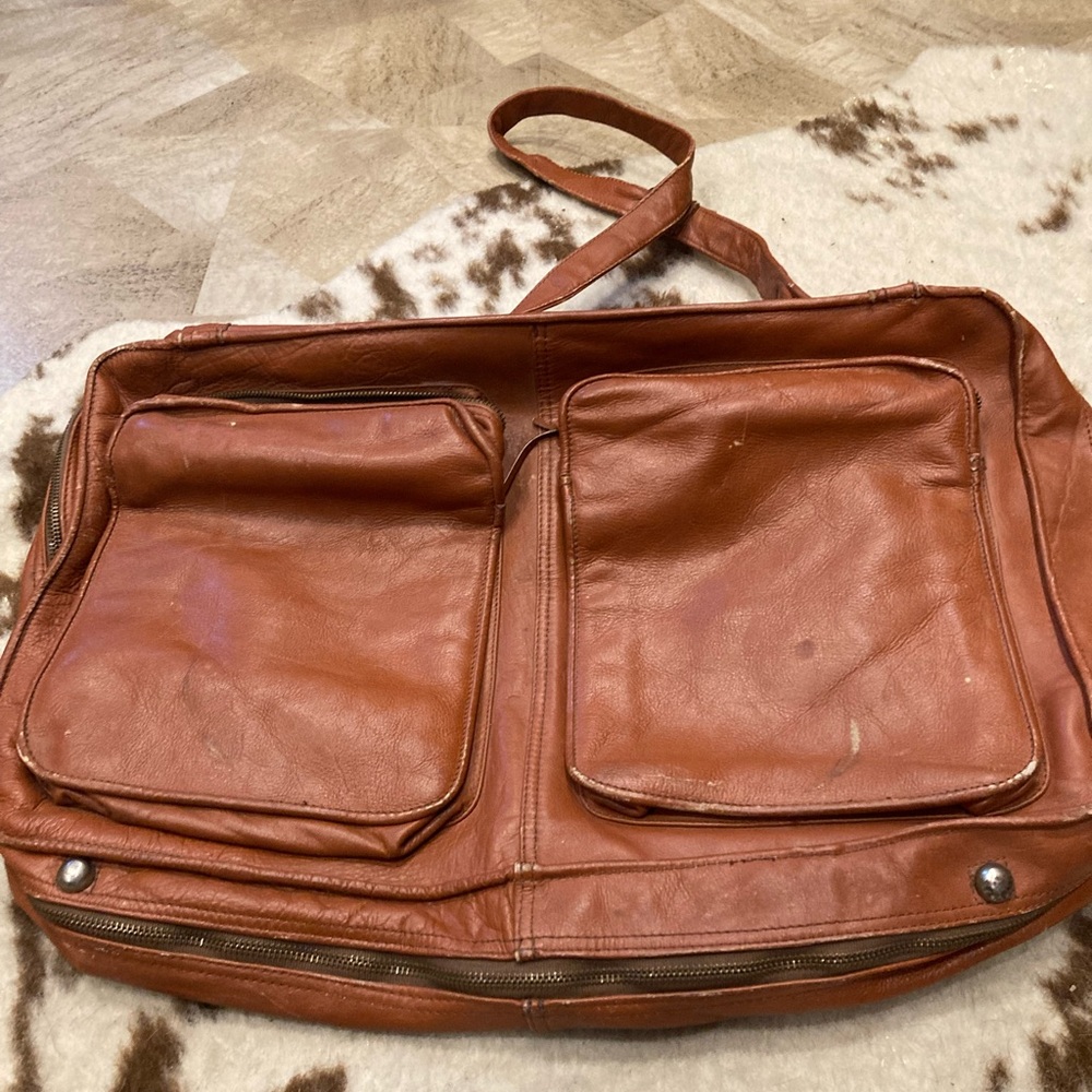 Vintage Brown Genuine Leather Bag Made In Columbia zippers pockets Men's Bag